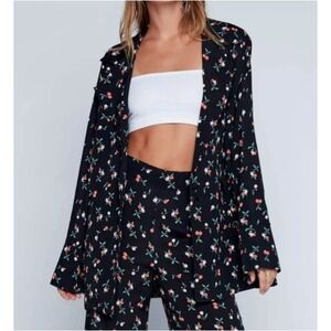 Flynn Skye Blair Cherry‎ Print Notched Collar Double Button Blazer Black Size M